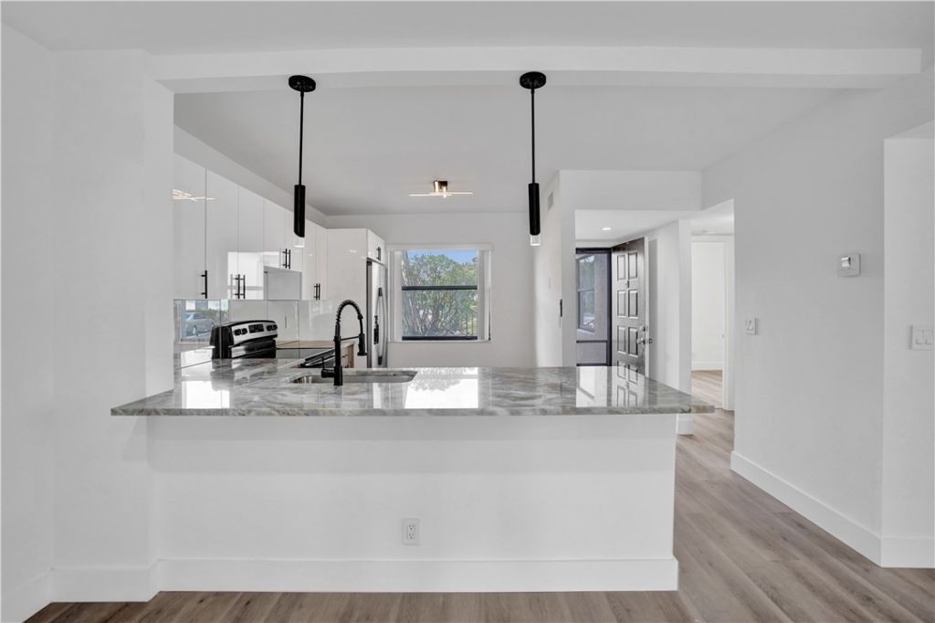 7674 Tahiti Lane, Unit 101, Lake Worth, FL 33467 Photo