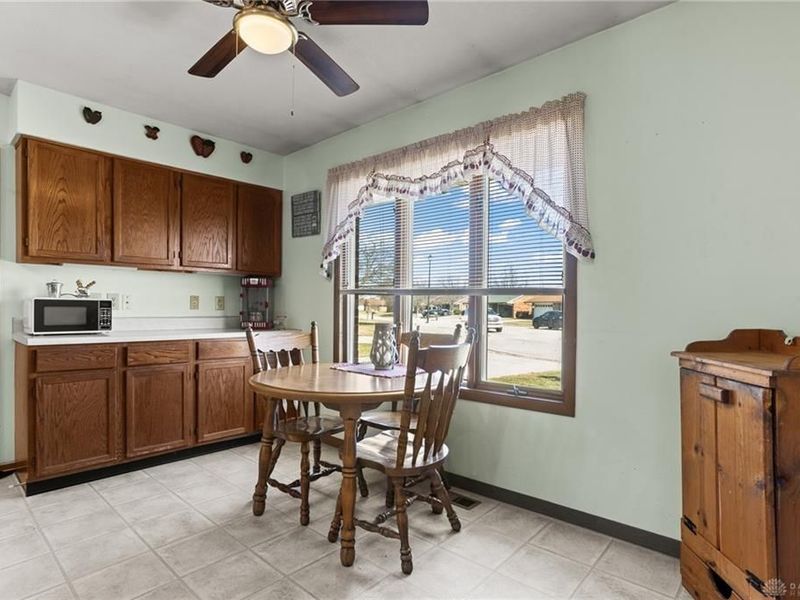 404 Spotted Doe Trail, Piqua, OH 45356 Photo 12