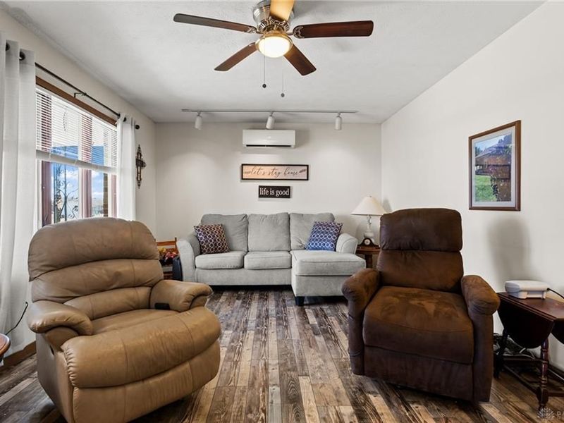 404 Spotted Doe Trail, Piqua, OH 45356 Photo 7