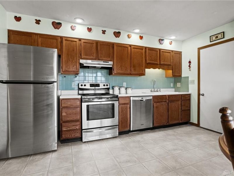 404 Spotted Doe Trail, Piqua, OH 45356 Photo 8