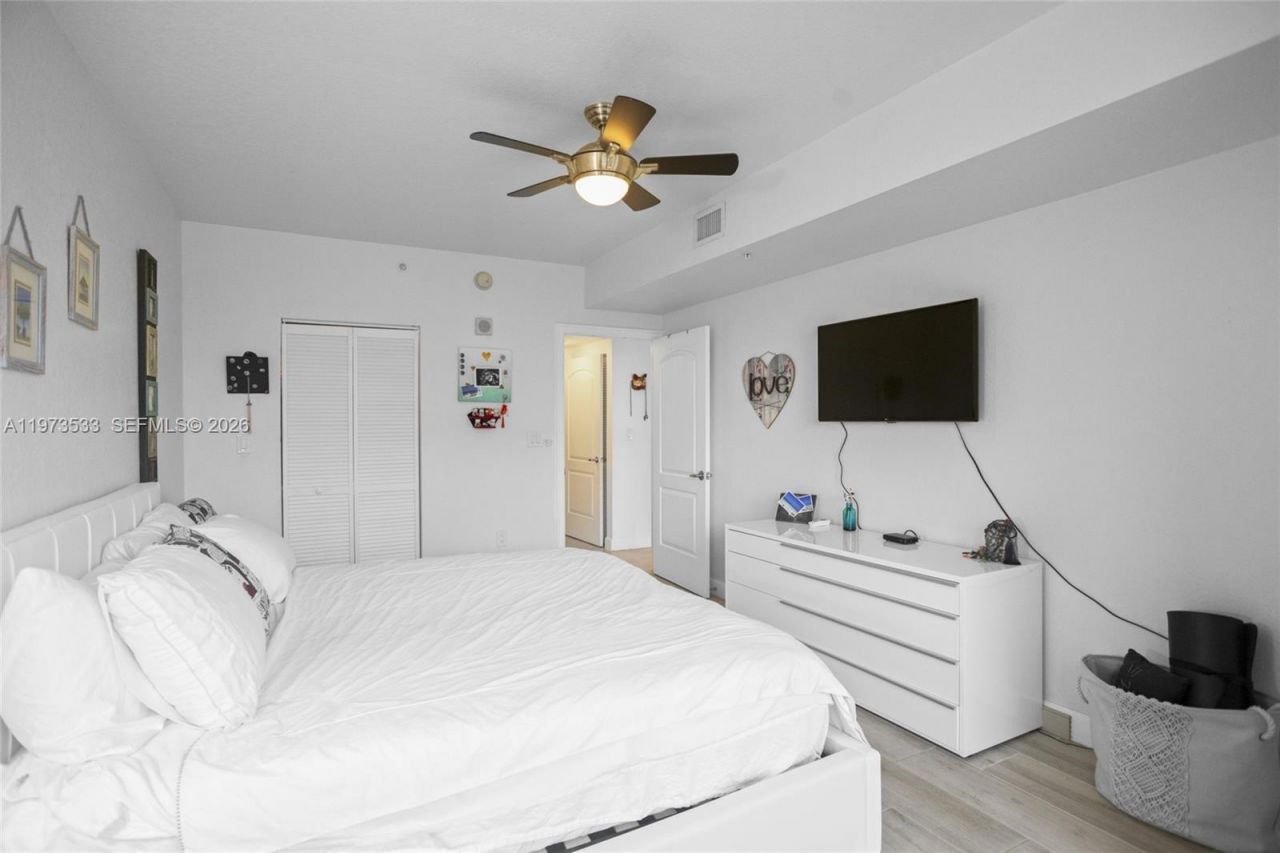 1830 Radius Dr , Unit 1024, Hollywood, FL 33020 Photo