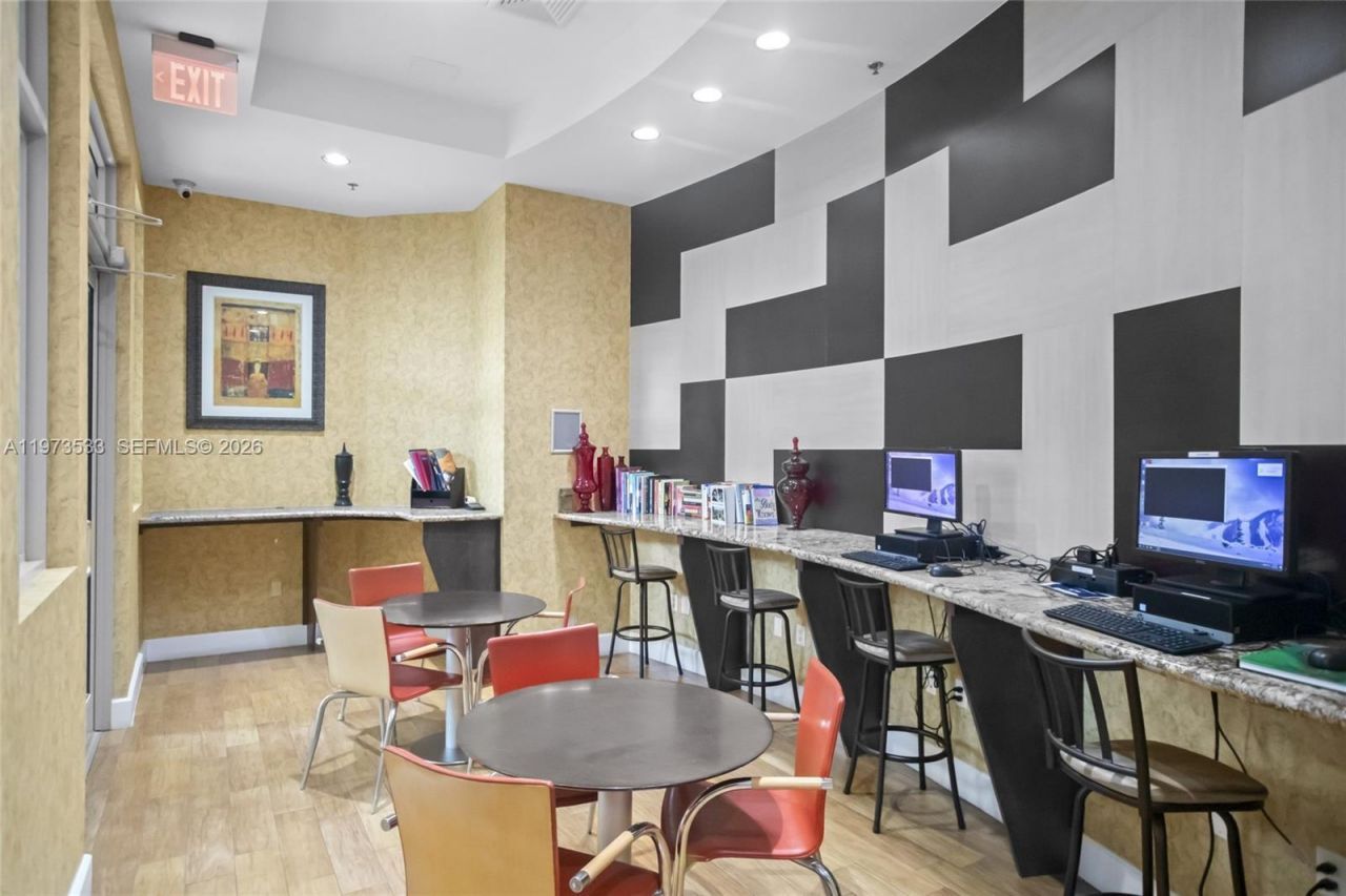 1830 Radius Dr , Unit 1024, Hollywood, FL 33020 Photo