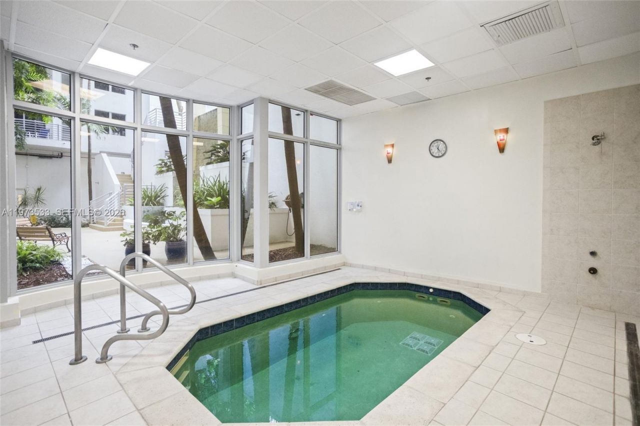 1830 Radius Dr , Unit 1024, Hollywood, FL 33020 Photo