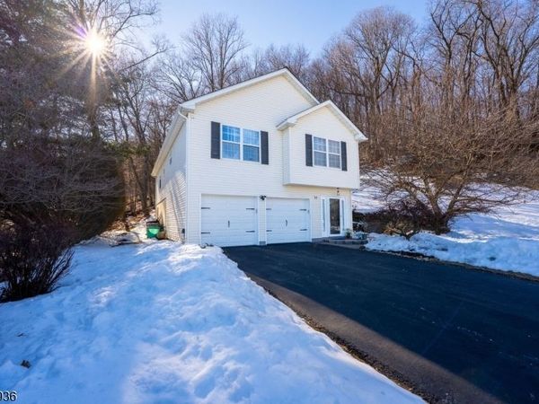 14 Jessica Ln, Dover, NJ 07801