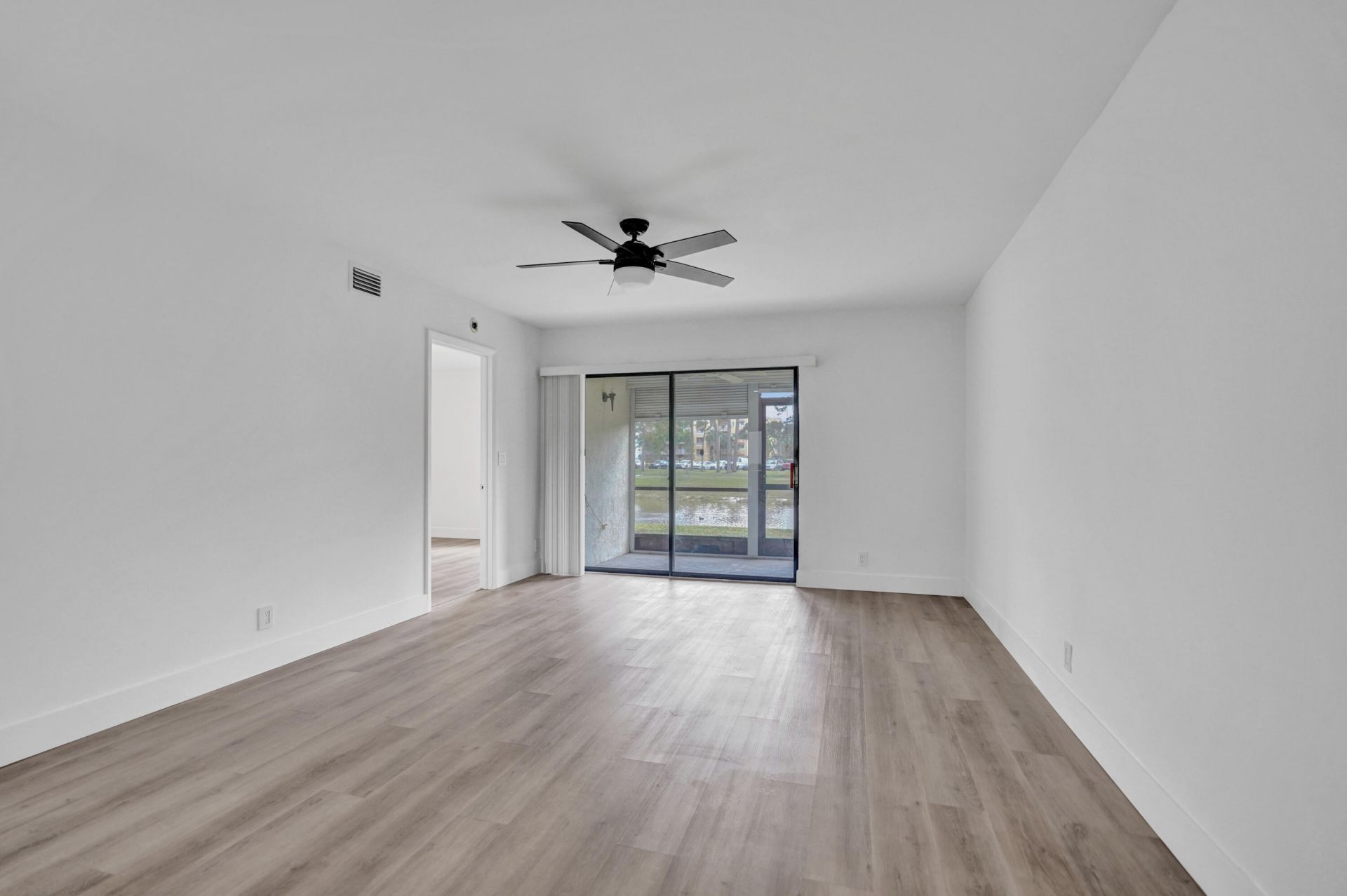 7674 Tahiti Lane, Unit 101, Lake Worth, FL 33467 Photo