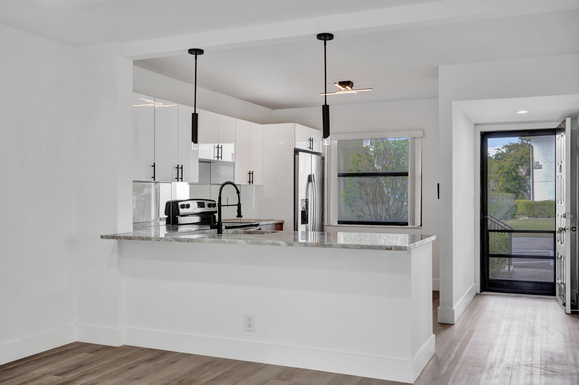 7674 Tahiti Lane, Unit 101, Lake Worth, FL 33467 Photo