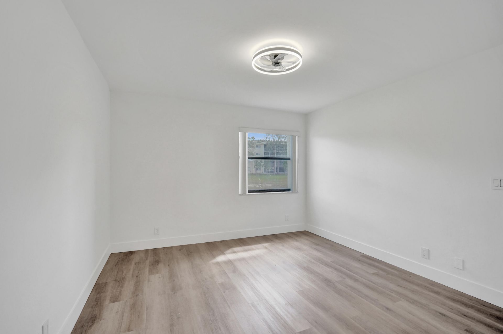 7674 Tahiti Lane, Unit 101, Lake Worth, FL 33467 Photo
