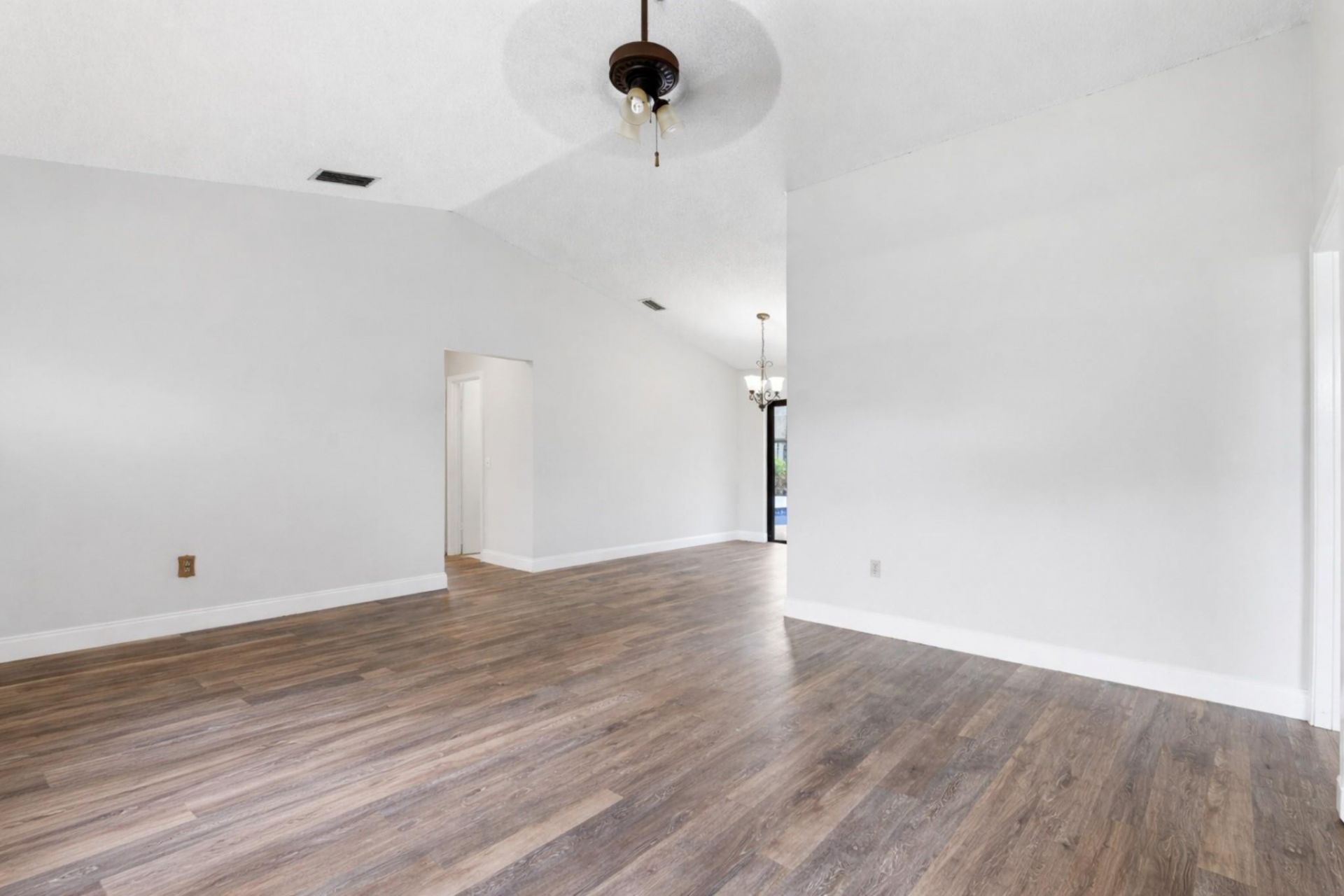 11841 NW 39th Place, Sunrise, FL 33323 Photo