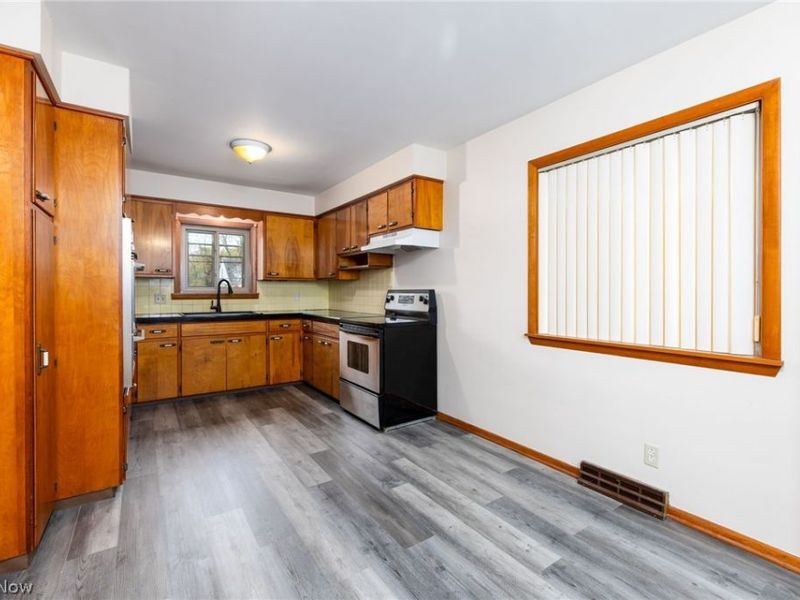 84 Pfeiffer Avenue, Ellet, OH 44312 Photo 10