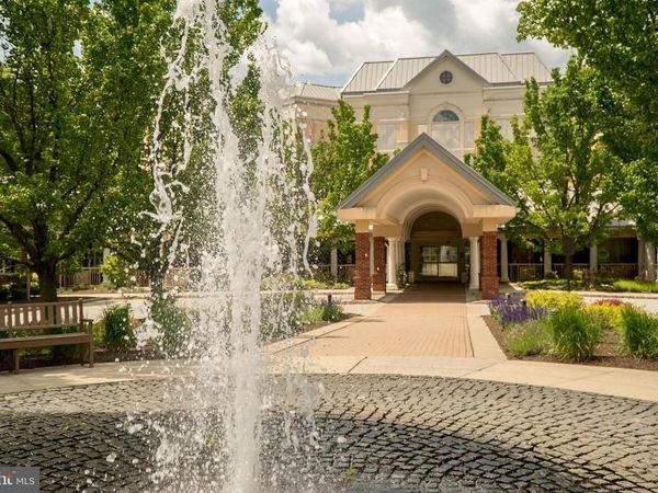 13 BIRCHWOOD COURT, PRINCETON, NJ 08540