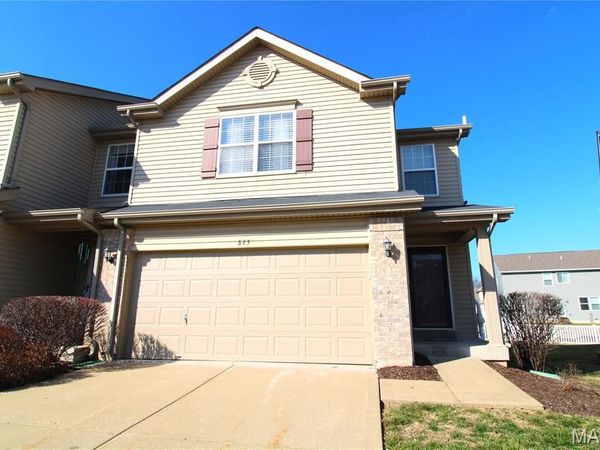 643 Country Heights Drive, Lake St Louis, MO 63367
