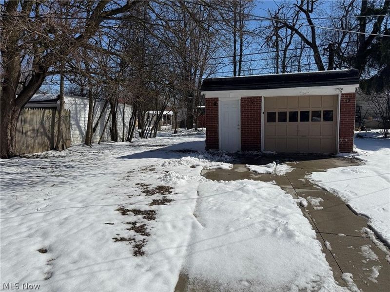 5713 South Boulevard, Maple Heights, OH 44137 Photo 5