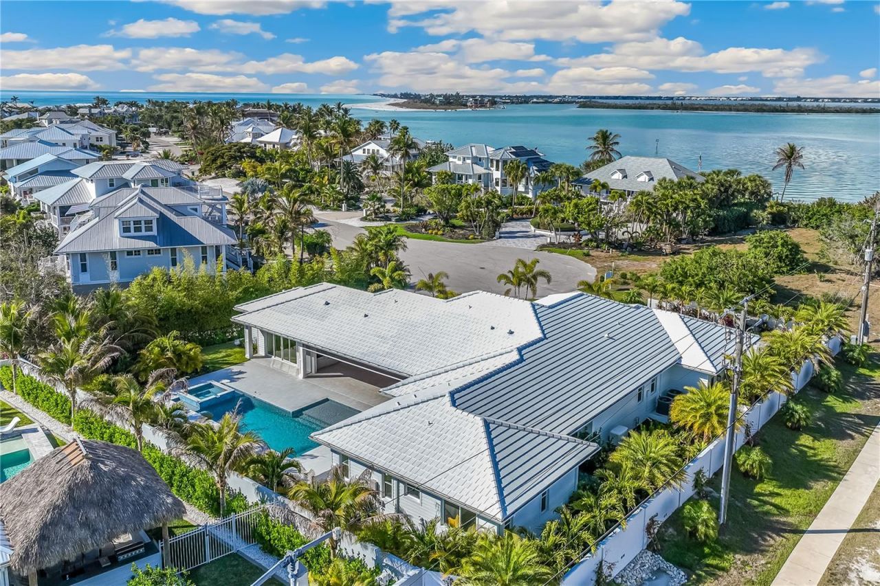 9901 NE Gasparilla Pass Boulevard, Boca Grande, FL 33921 Photo