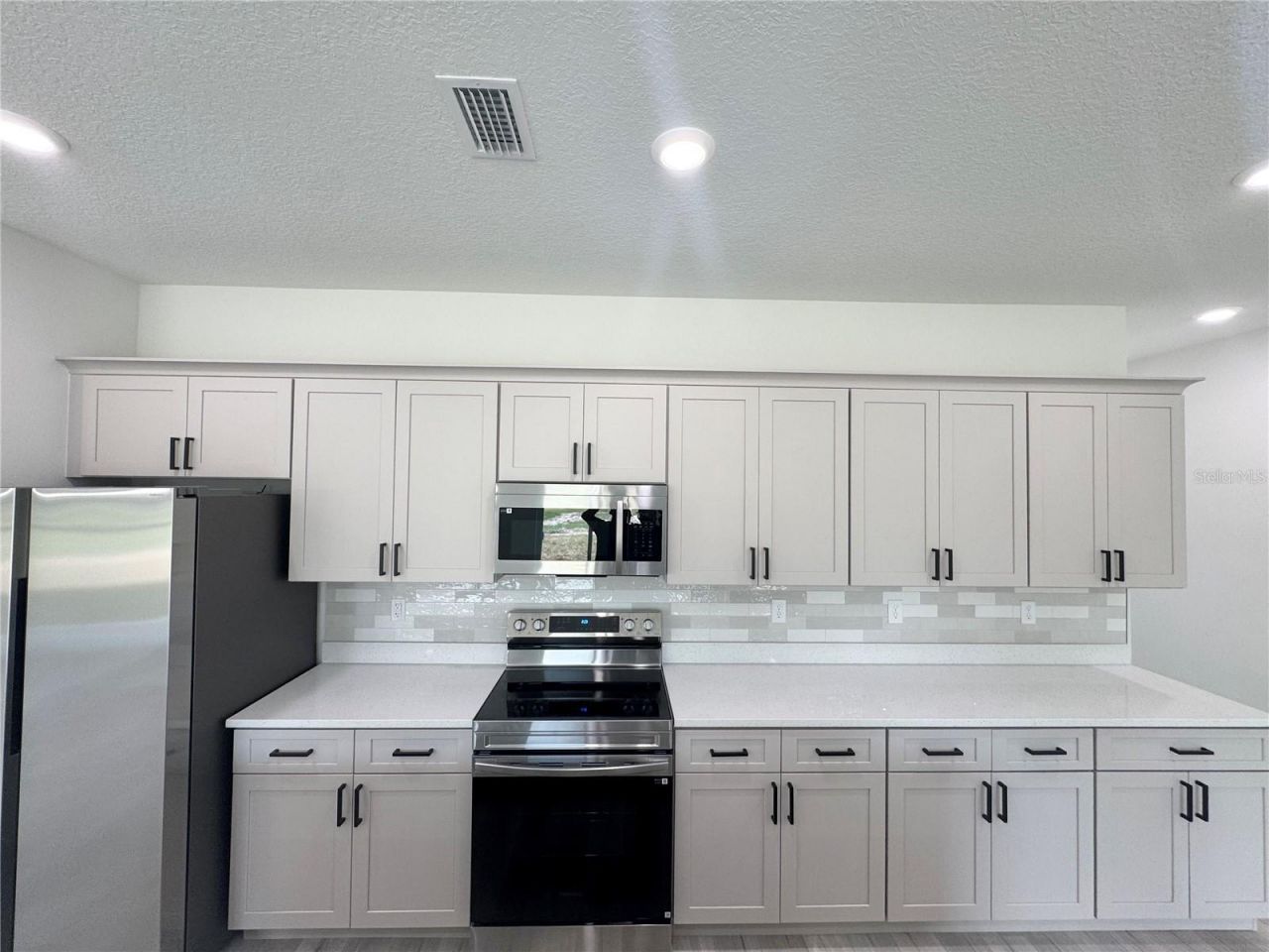 4662 San Ignacio Drive , Sebring, FL 33872 Photo