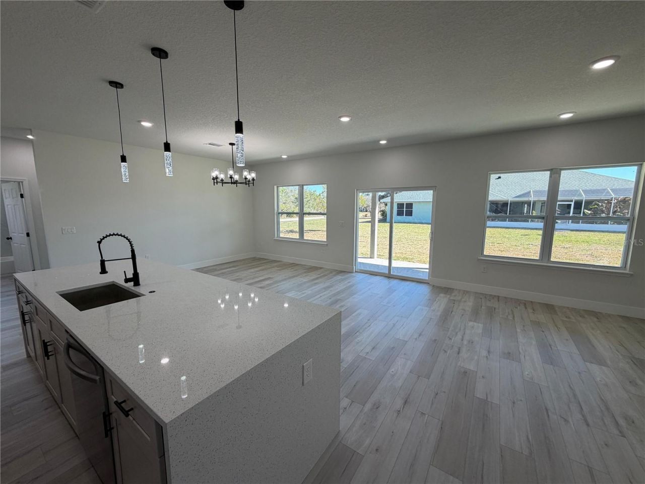 4662 San Ignacio Drive , Sebring, FL 33872 Photo