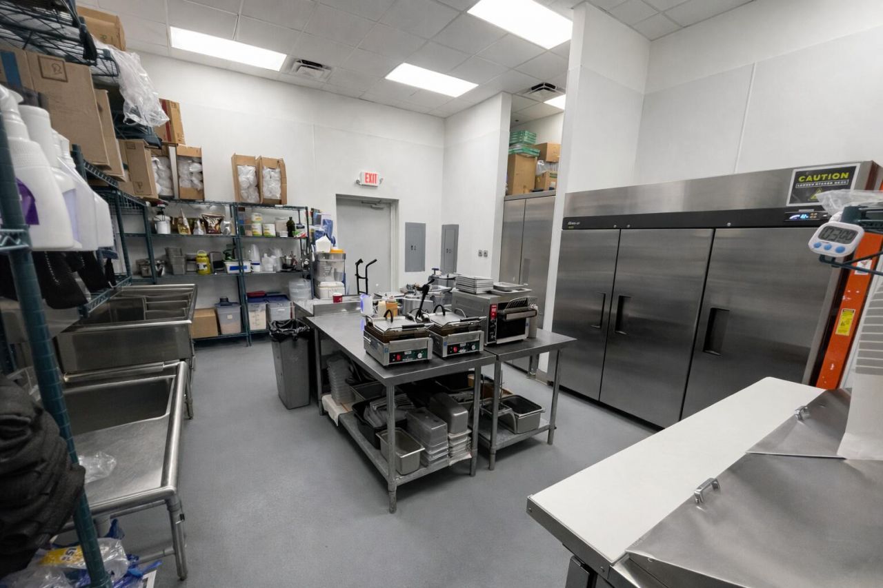 Glades Rd, Unit 235, Boca Raton, FL 33434 Photo