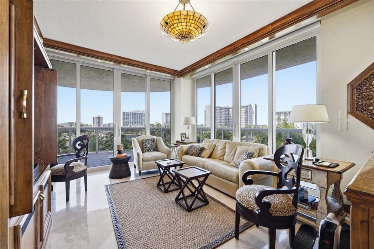 3100 N Ocean Boulevard, Unit 501, Fort Lauderdale, FL 33308 Photo