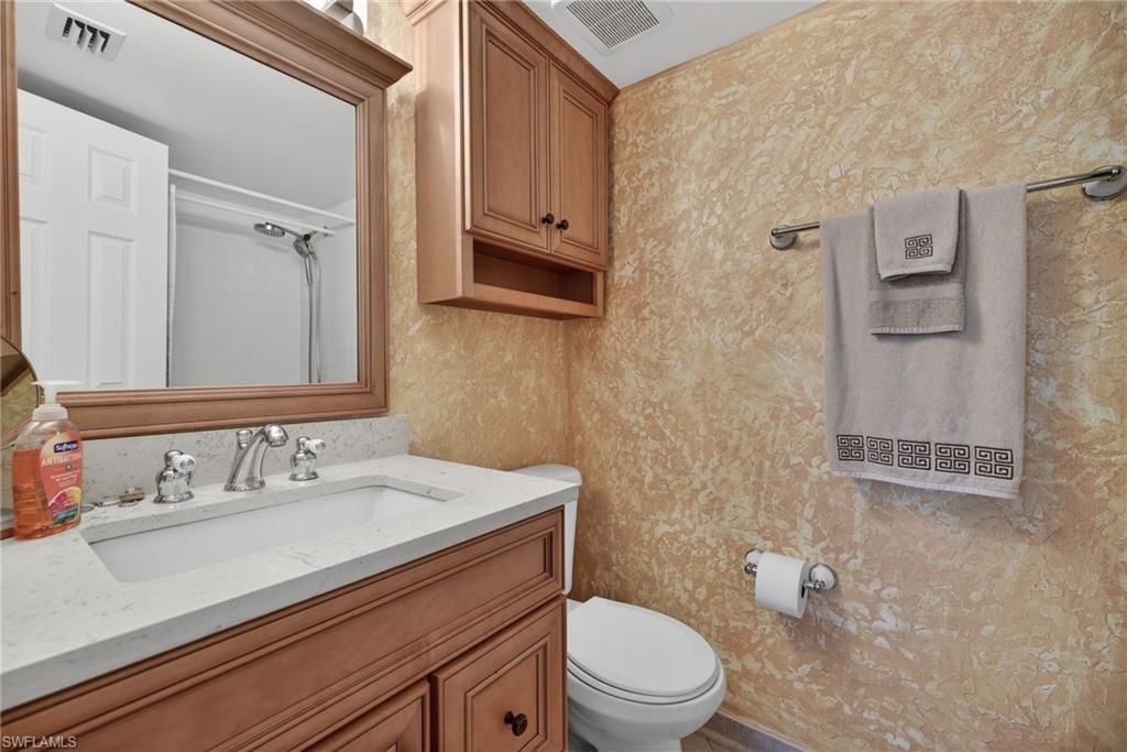 201 Quail Forest Blvd, Unit 109, Naples, FL 34105 Photo