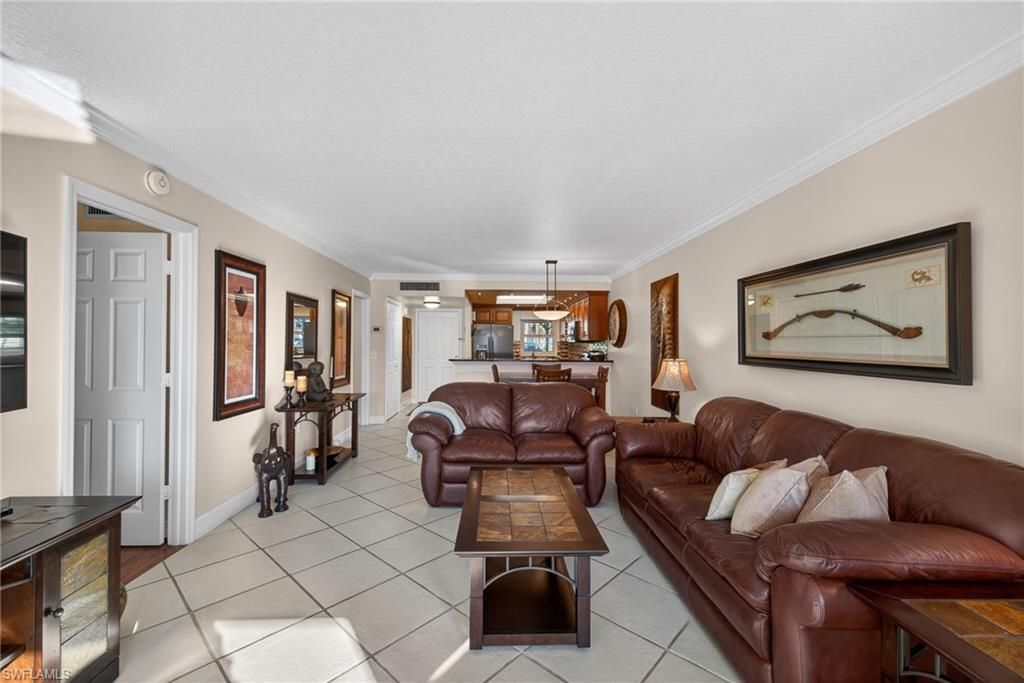 201 Quail Forest Blvd, Unit 109, Naples, FL 34105 Photo