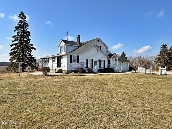 3392 Rd 6, Leipsic, OH 45856