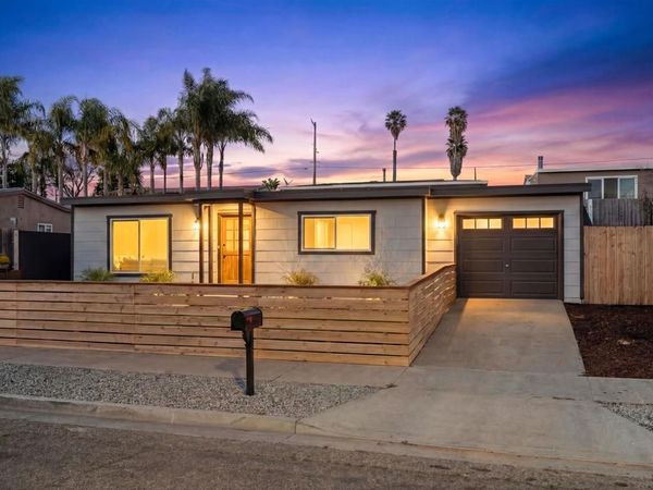 1426 Santa Rosa St, Oceanside, CA 92058