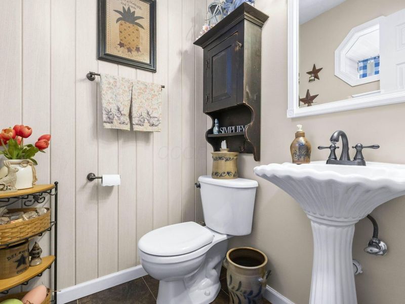 525 Ablemarle Circle, Delaware, OH 43015 Photo 4