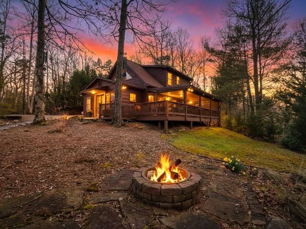 171 Mohawk Trail, Ellijay, GA 30540