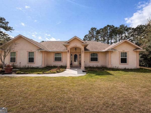 352 Rainbow Lane, Woodbine, GA 31569