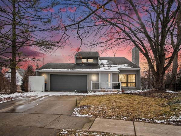 1779 Asbury Road SE, Grand Rapids, MI 49506