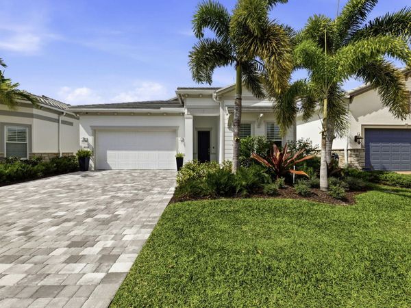 10332 Northbrook Circle, Palm Beach Gardens, FL 33412