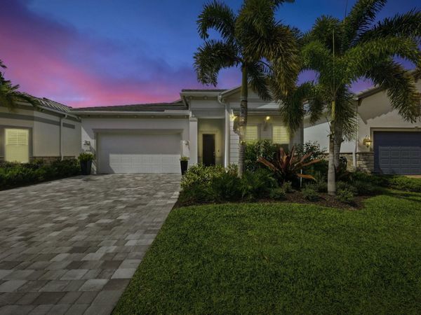 10332 Northbrook Circle, Palm Beach Gardens, FL 33412
