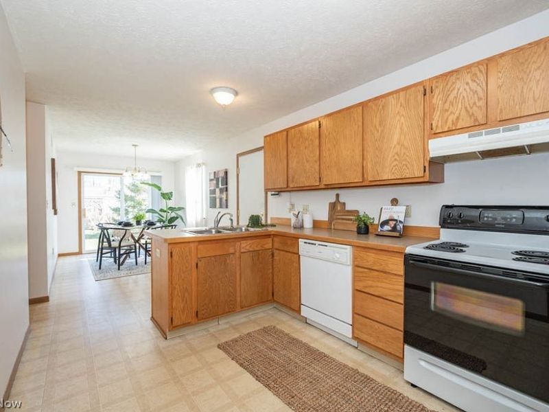 2630 Blenheim Avenue, Alliance, OH 44601 Photo 6