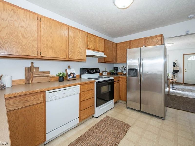 2630 Blenheim Avenue, Alliance, OH 44601 Photo 7