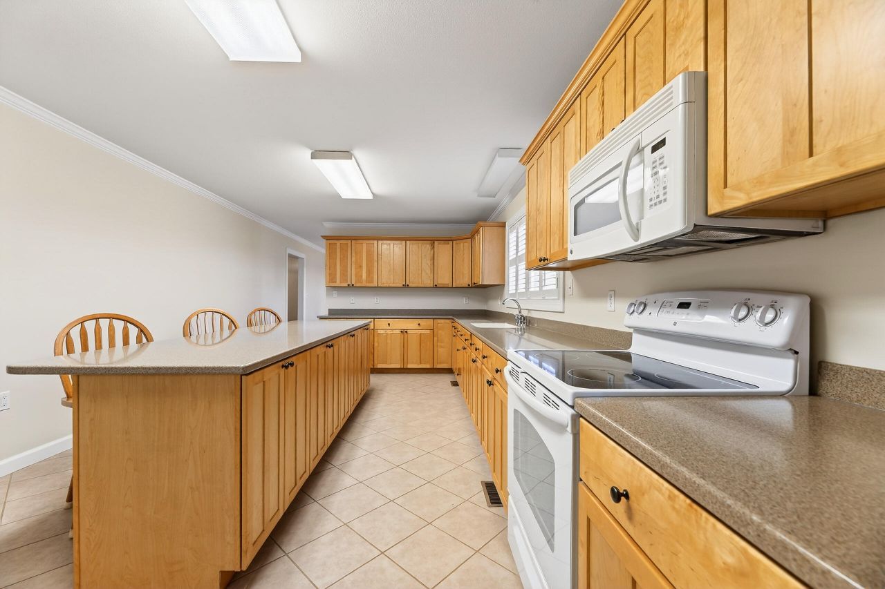 993 Pickett Level Road Photo 13