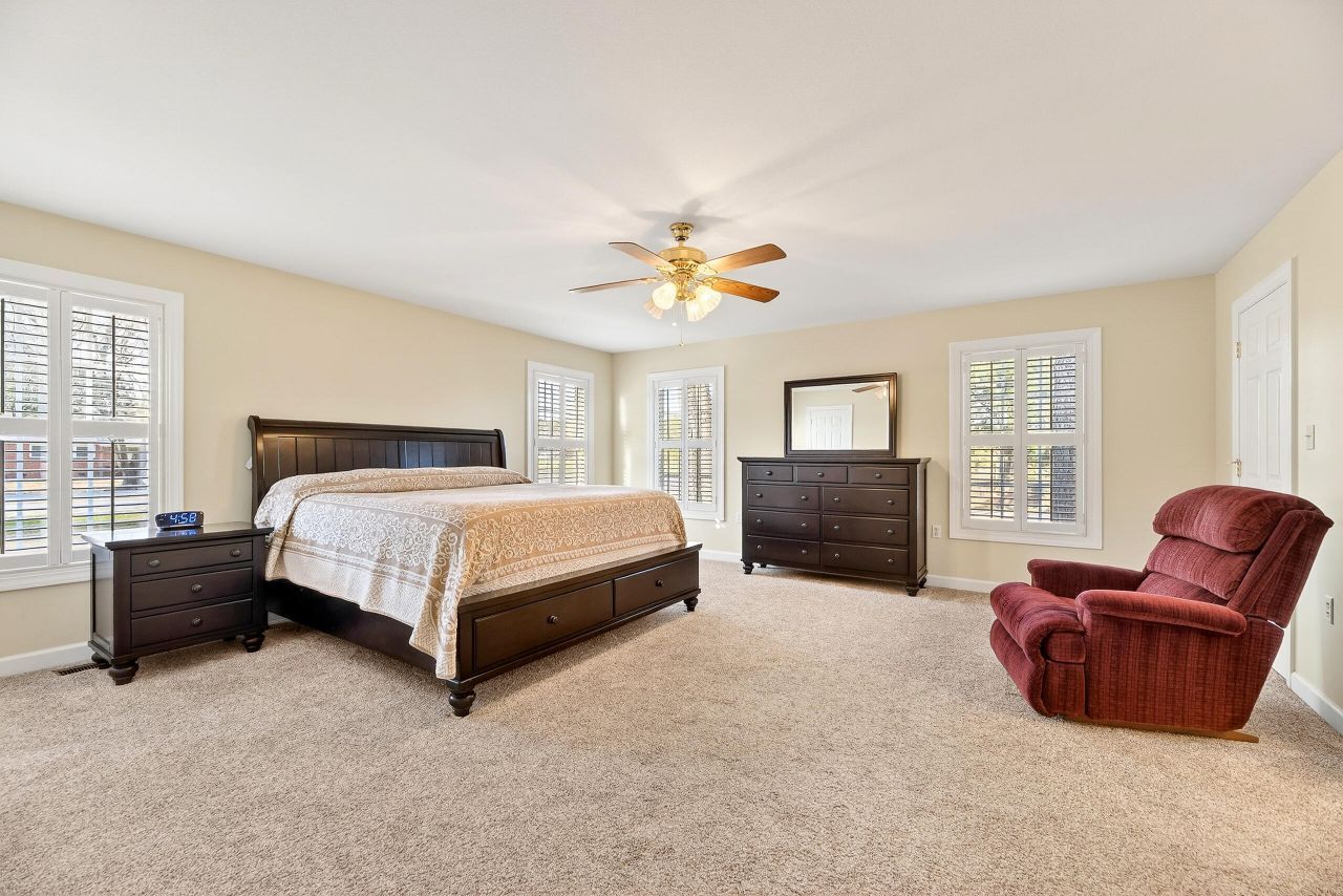 993 Pickett Level Road Photo 20