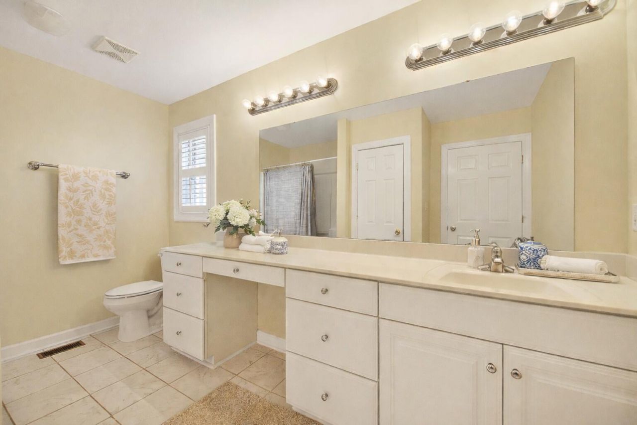 993 Pickett Level Road Photo 24