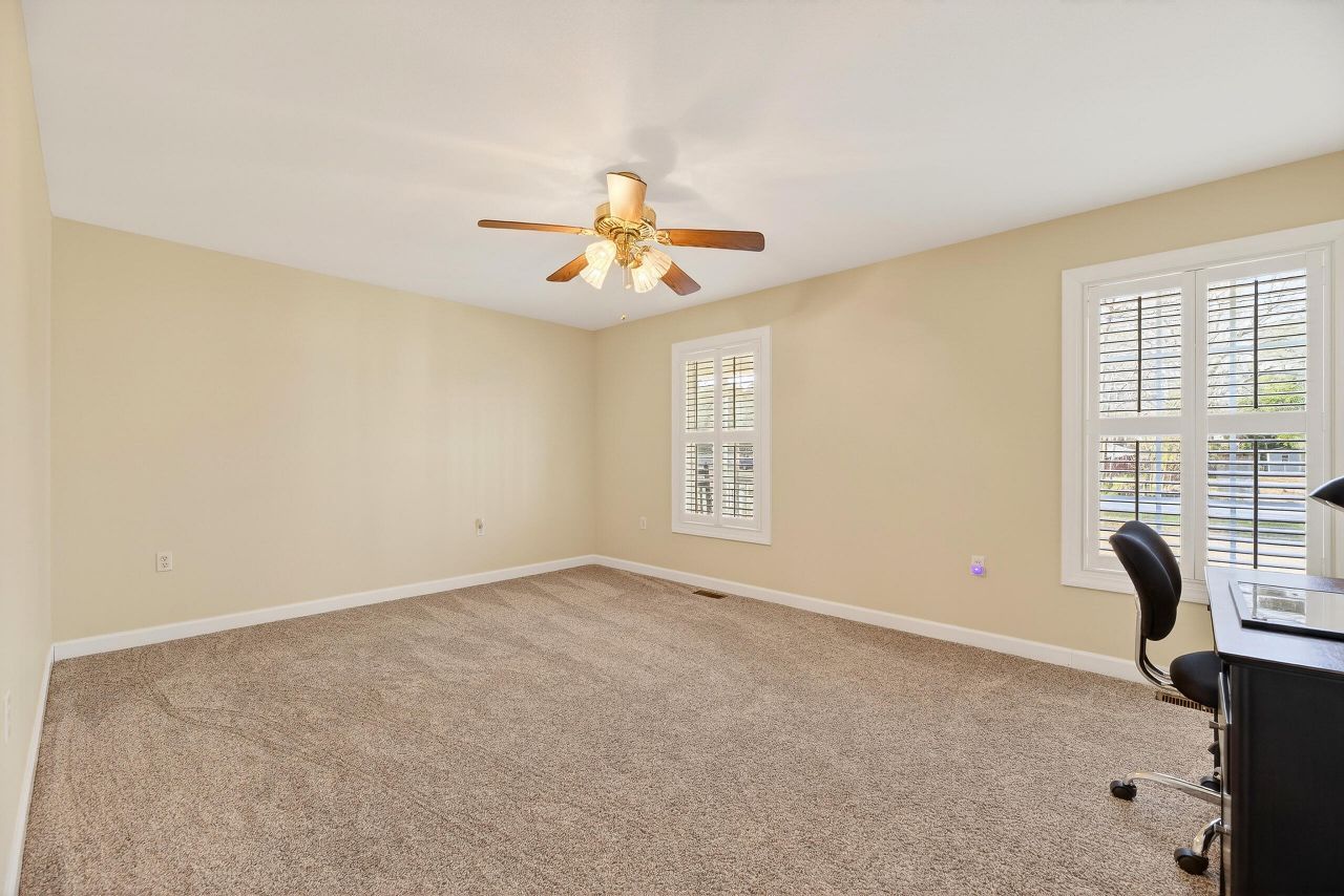 993 Pickett Level Road Photo 26