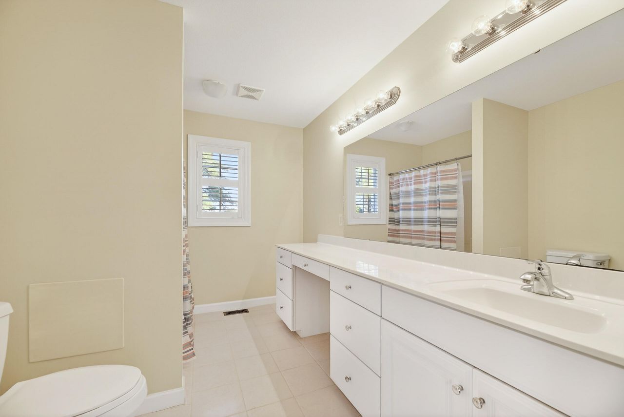 993 Pickett Level Road Photo 38