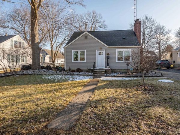 404 Outer , Tecumseh, MI 49286