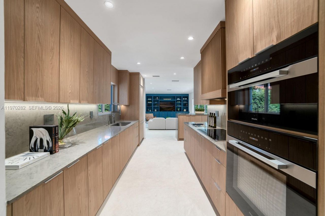 143 Morningside Dr, Coral Gables, FL 33133 Photo