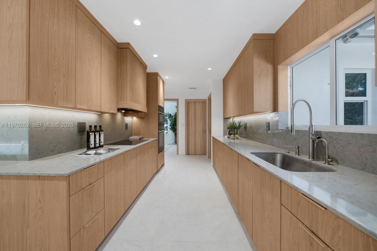 143 Morningside Dr, Coral Gables, FL 33133 Photo