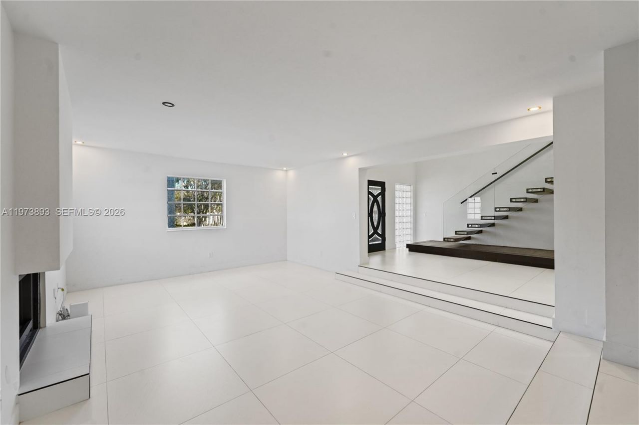 17740 SW 83rd Ave, Palmetto Bay, FL 33157 Photo