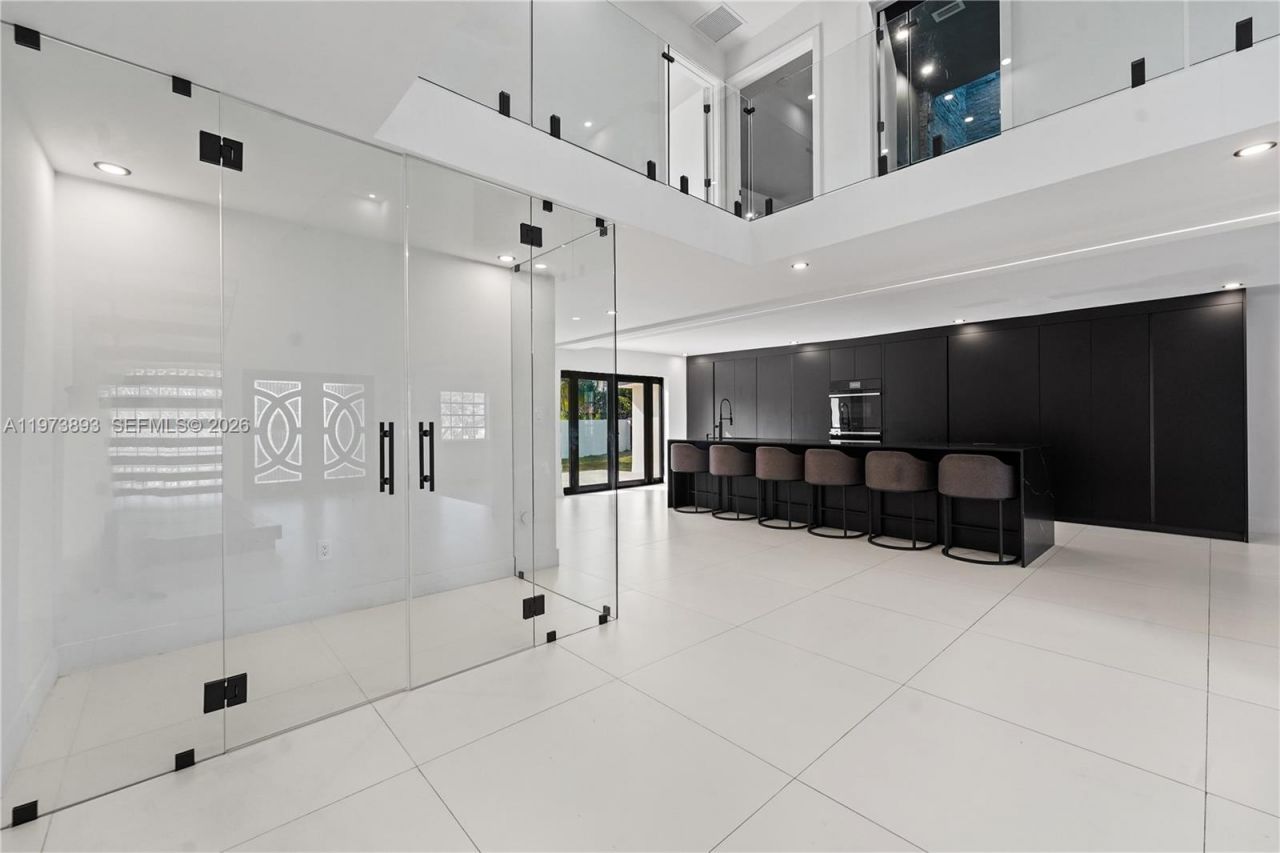 17740 SW 83rd Ave, Palmetto Bay, FL 33157 Photo