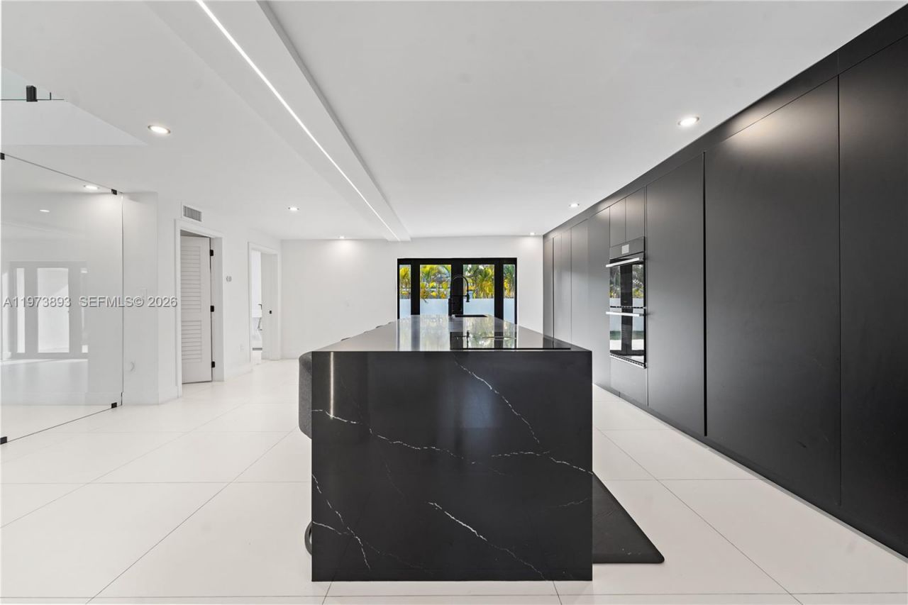 17740 SW 83rd Ave, Palmetto Bay, FL 33157 Photo