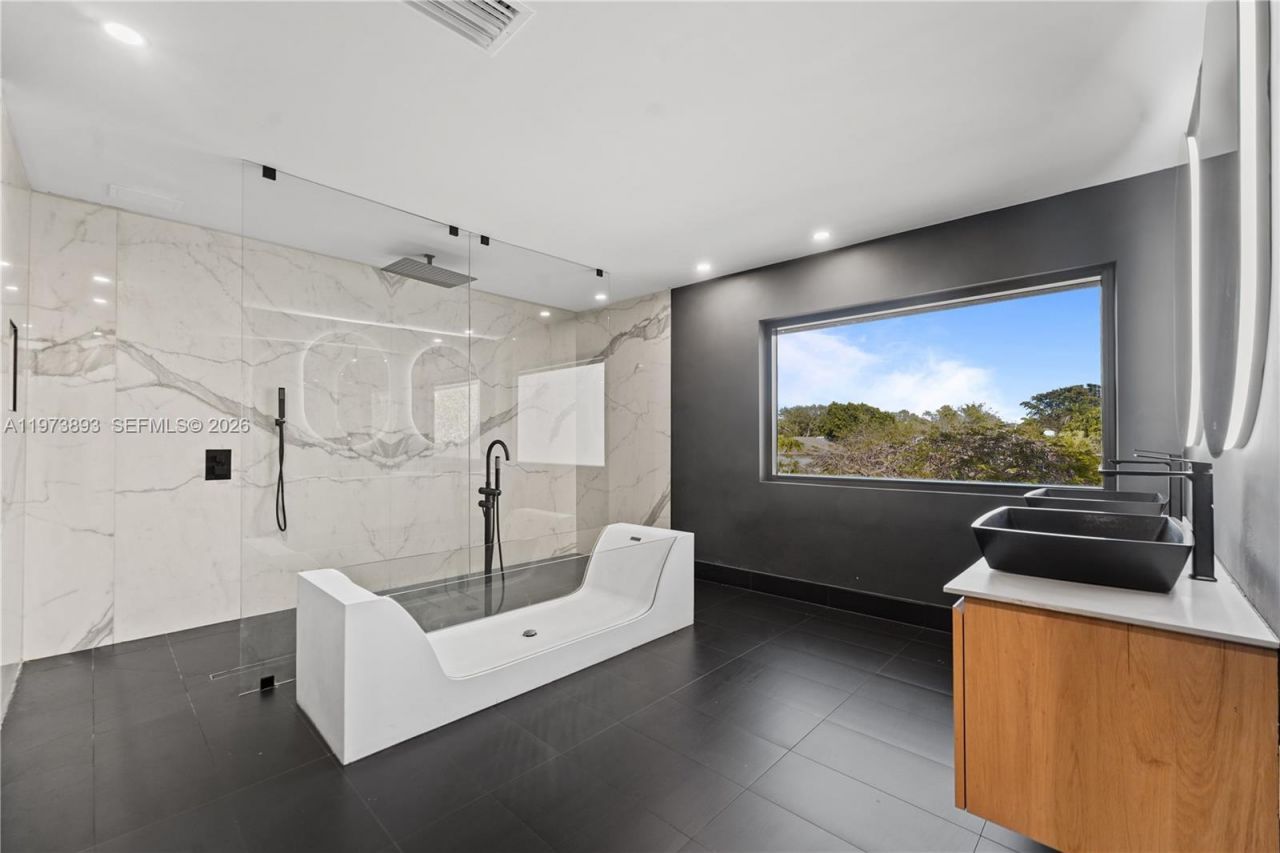 17740 SW 83rd Ave, Palmetto Bay, FL 33157 Photo