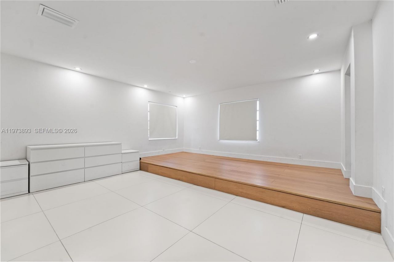 17740 SW 83rd Ave, Palmetto Bay, FL 33157 Photo