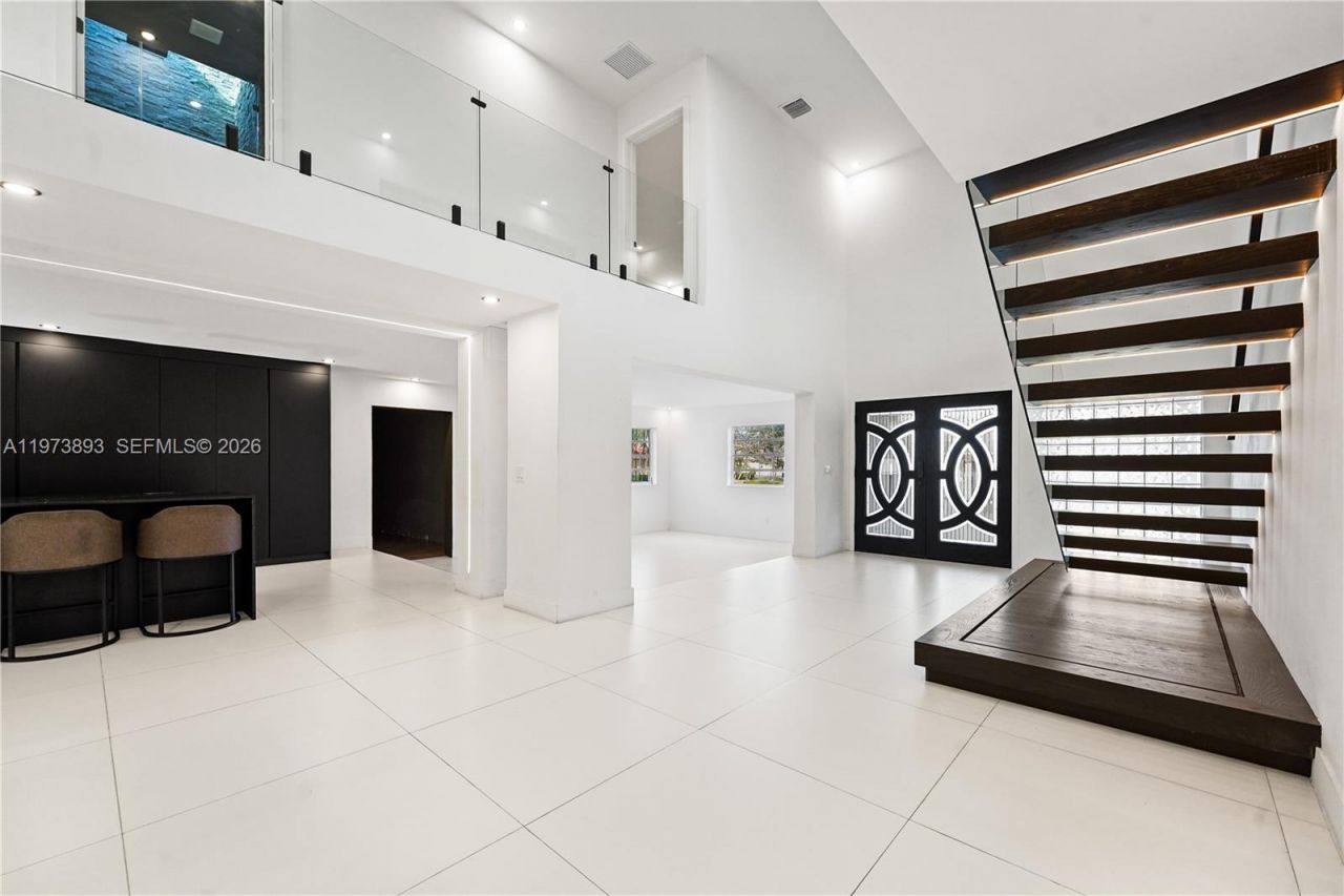 17740 SW 83rd Ave, Palmetto Bay, FL 33157 Photo