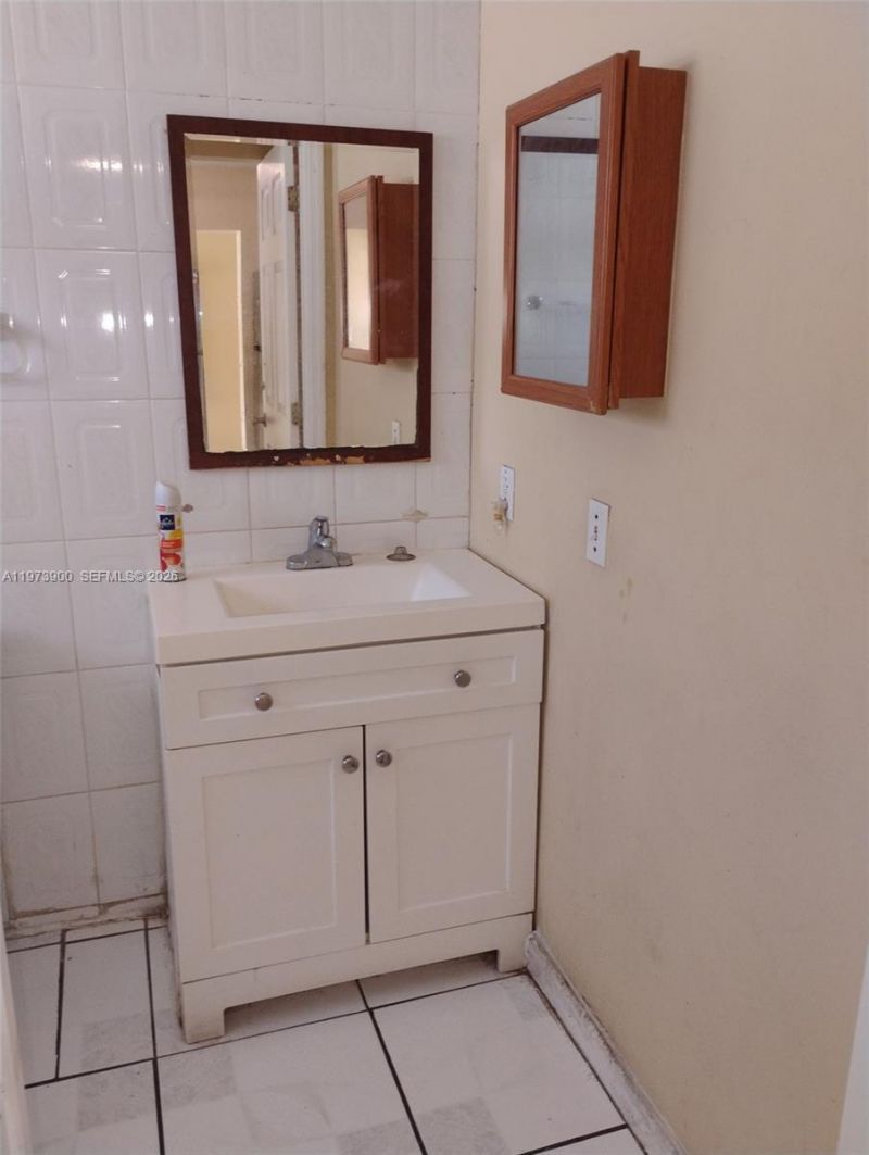 543 SW 61st Ter, Margate, FL 33068 Photo