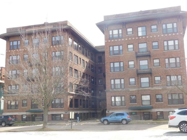471 W South Street, Unit 38.....#10, Kalamazoo, MI 49007