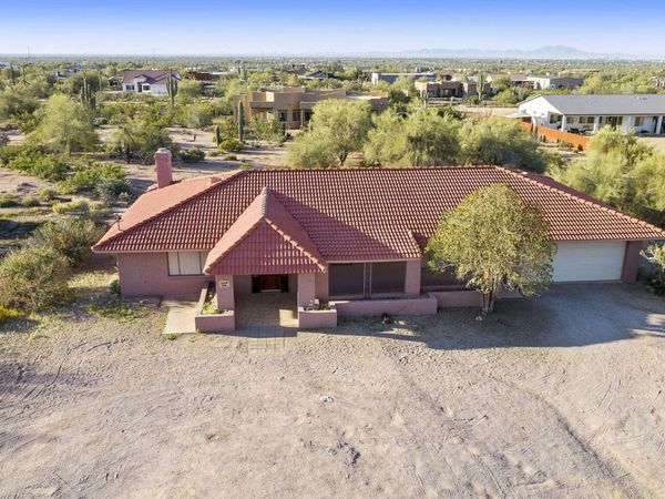 295 E MOON VISTA Street, Apache Junction, AZ 85119